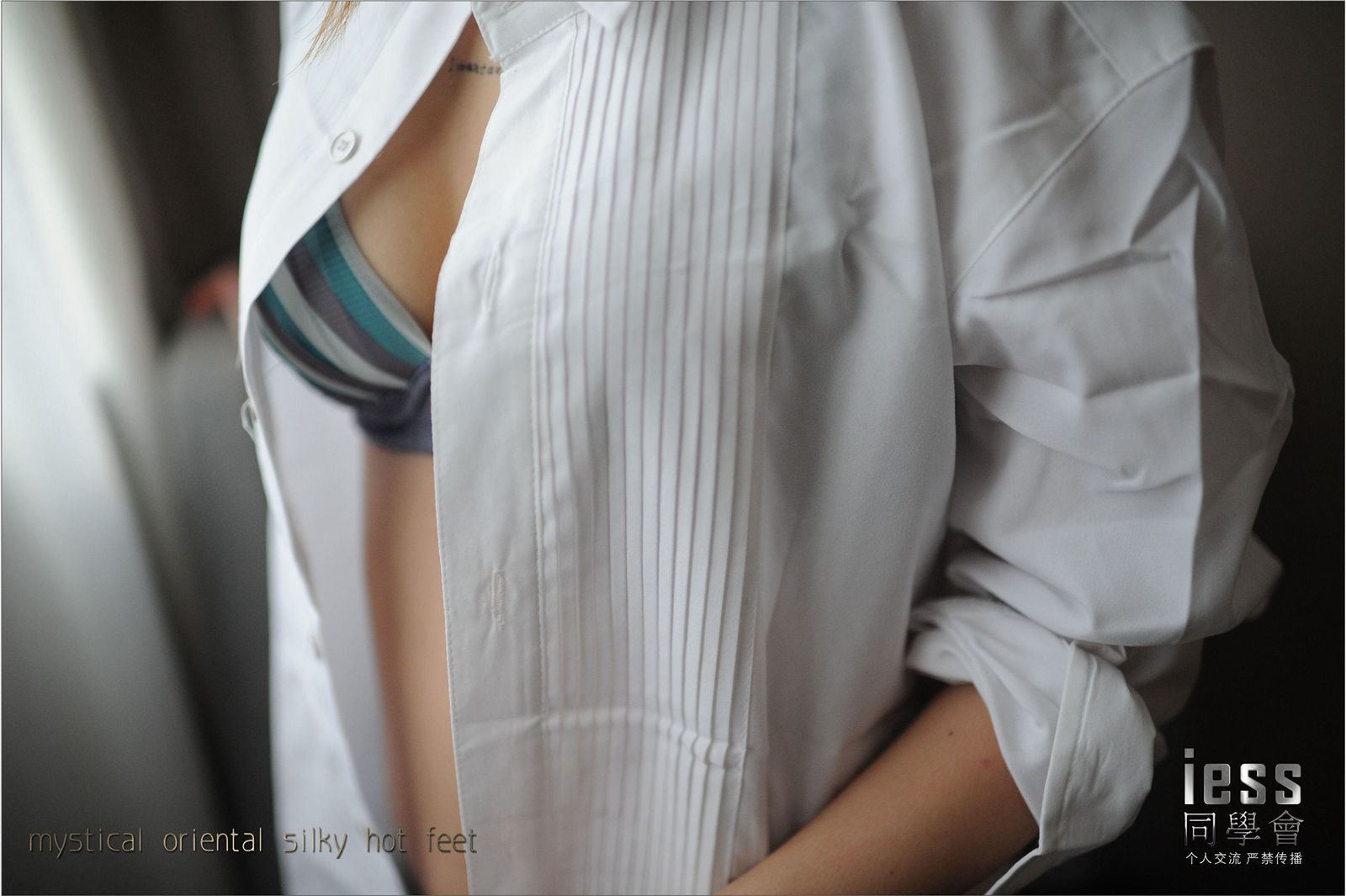 [IESS异思趣向] 2016.09.24 丝足便当005：《邻家女孩T档黑丝高跟的午后阳光》梦梦